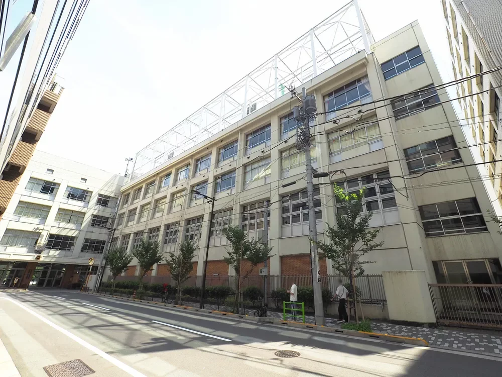 中央区立銀座中学校