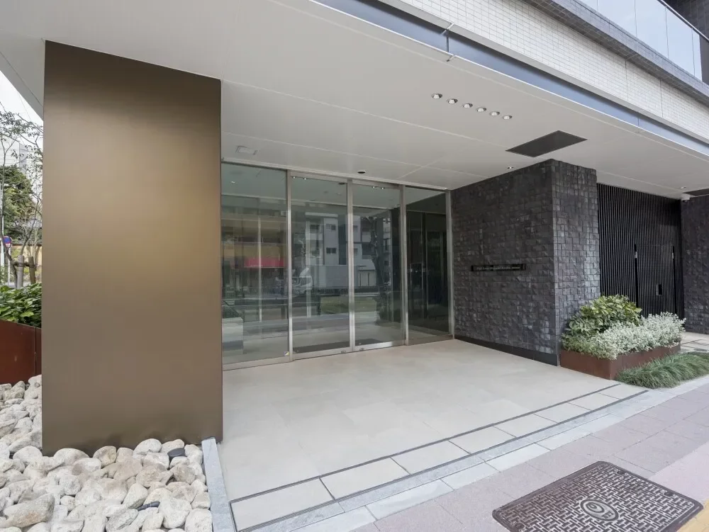 パークリュクス東麻布mono アプローチ