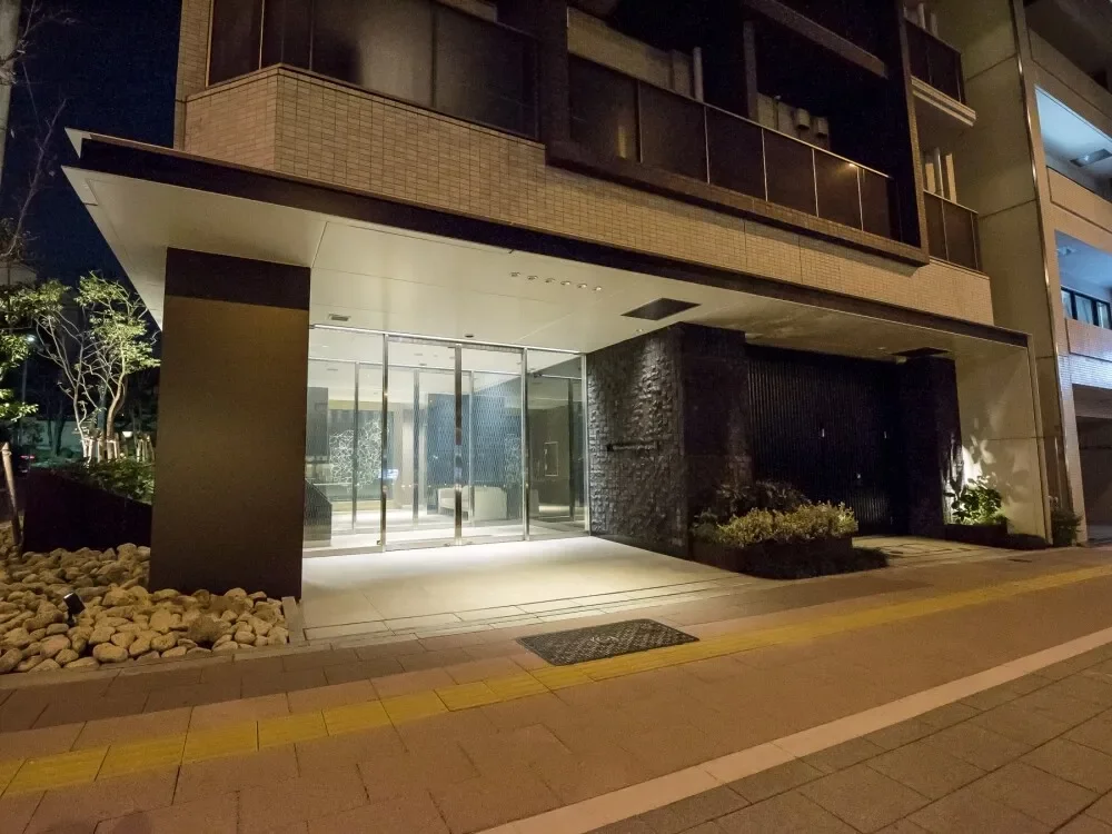 パークリュクス東麻布mono エントランス