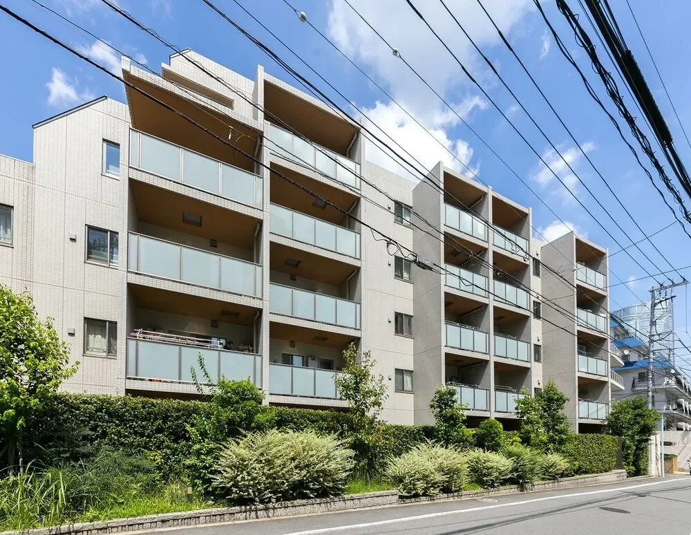 オープンレジデンシア表参道est