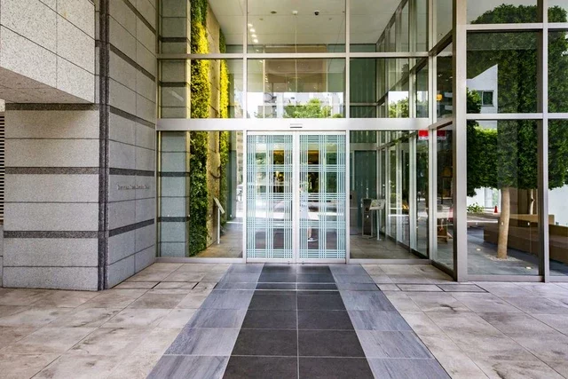 富久クロスコンフォートタワー エントランス