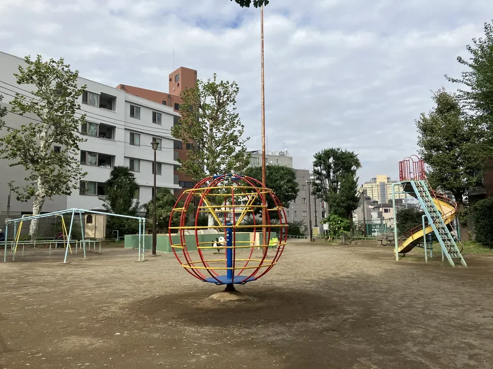 余丁町児童遊園