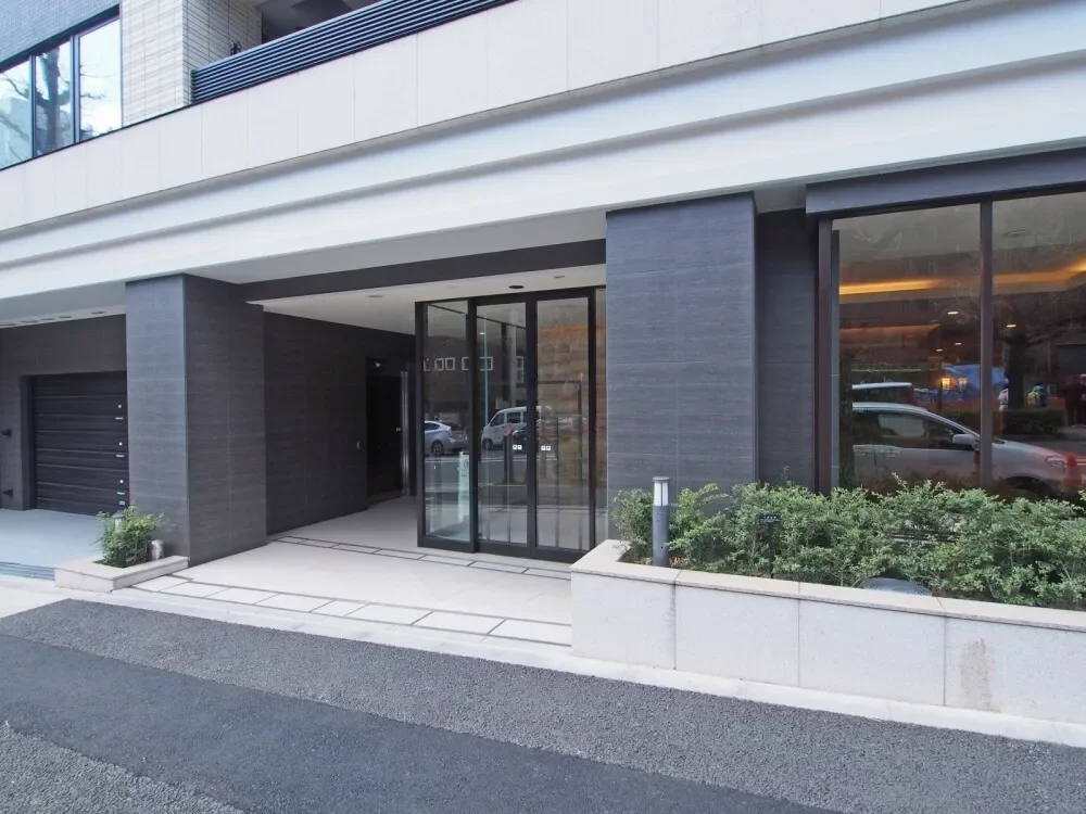 プラウド恵比寿ディアージュ アプローチ