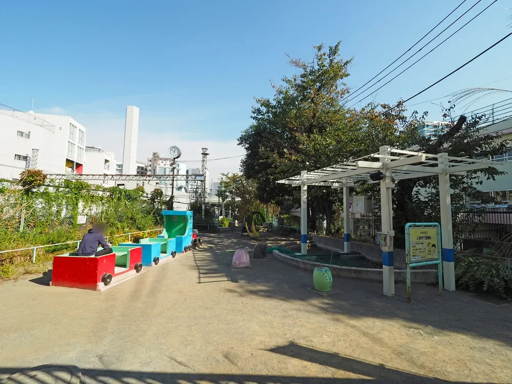上原児童遊園地