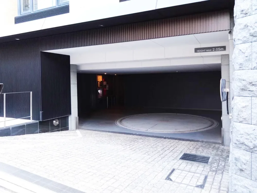 グランドメゾン白金レジデンス 駐車場