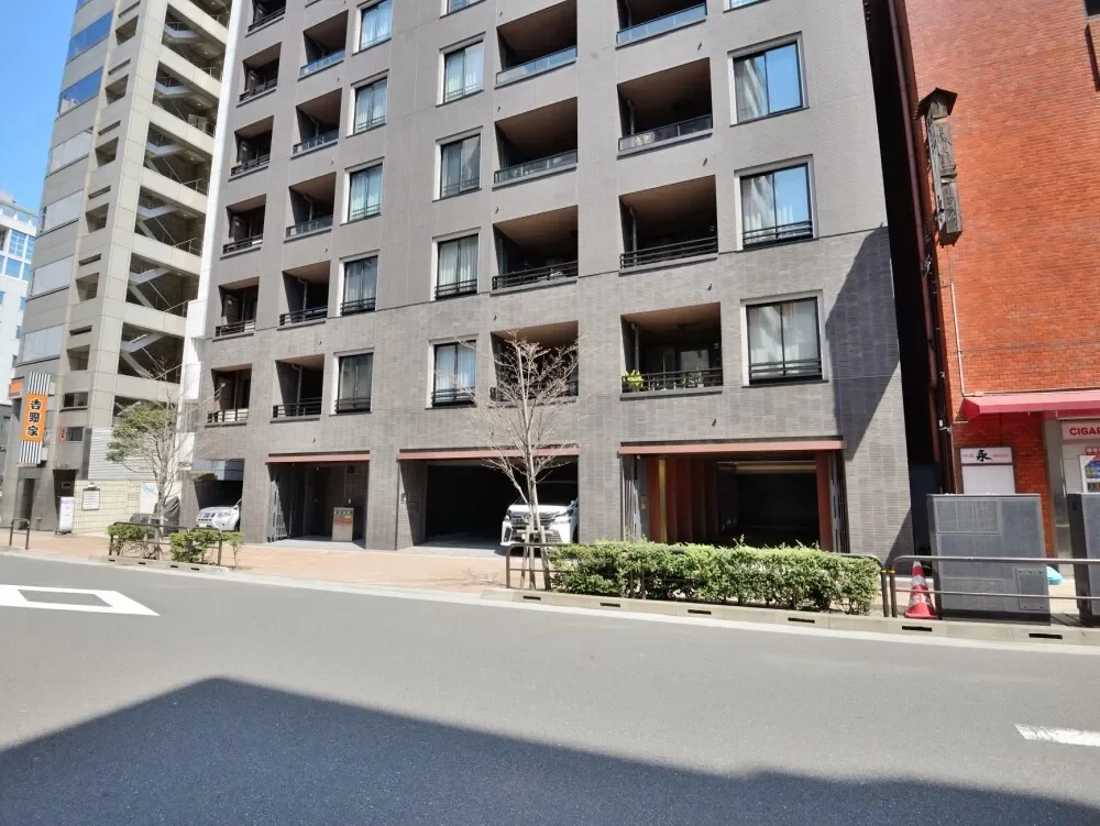 ザ・パークハウス千代田淡路町 アプローチ