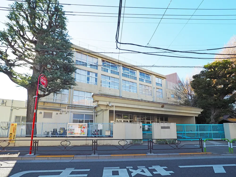 文京区立関口台町小学校