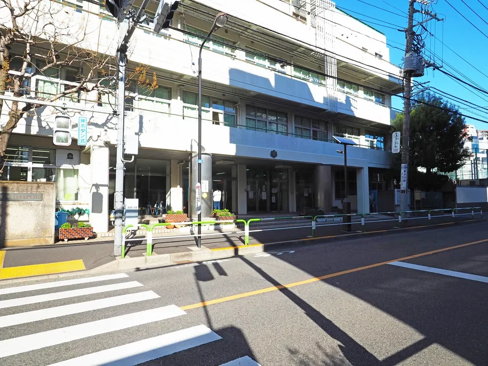 文京区立金富小学校