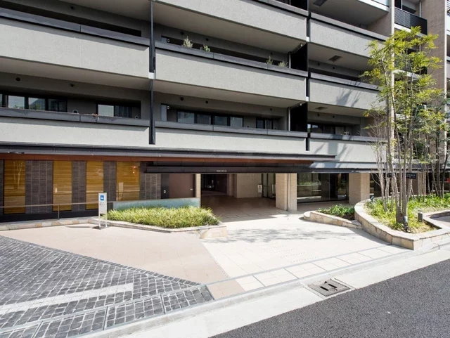  プラウド白金台三丁目 エントランス