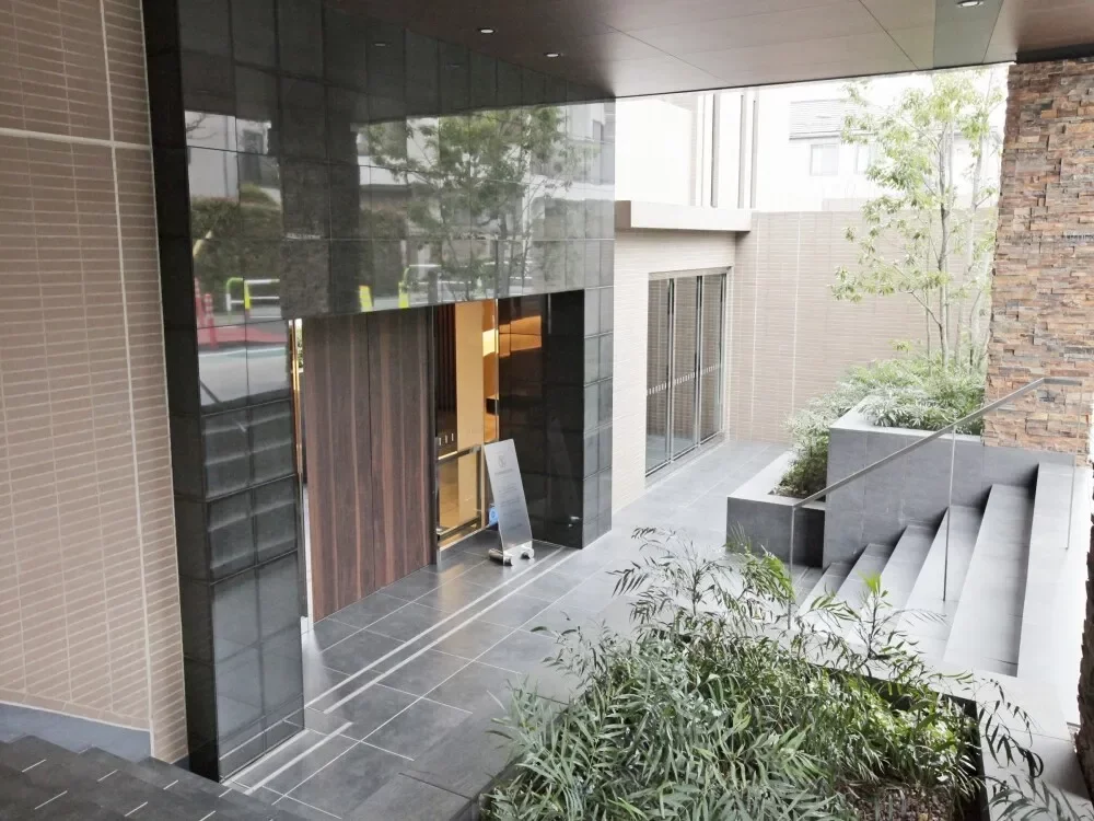 インペリアルガーデン エントランス