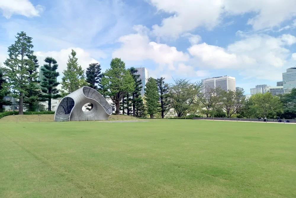 ミッドタウン・ガーデン 芝生広場