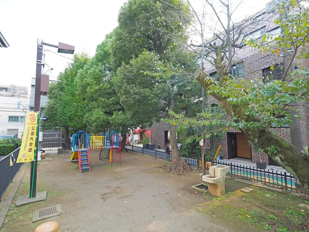 渋谷区立千駄ヶ谷四丁目児童遊園地