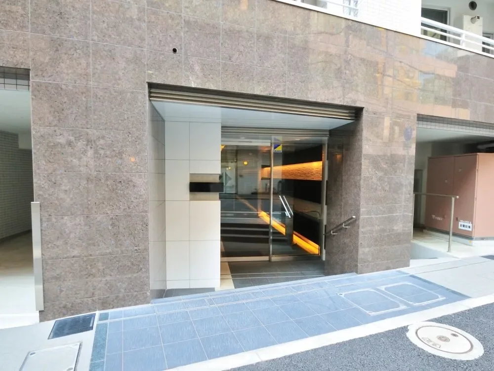シティインデックス千代田岩本町 エントランス
