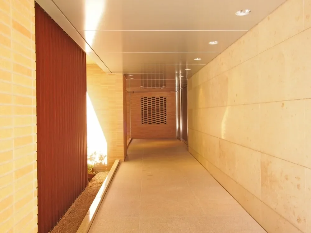 ザ・パークハウス千代田麴町 エントランス