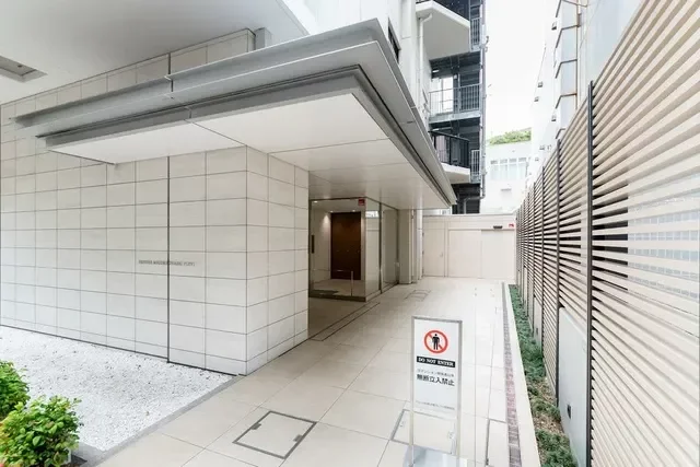 ドレッセ目黒大橋 プレヴィ アプローチ