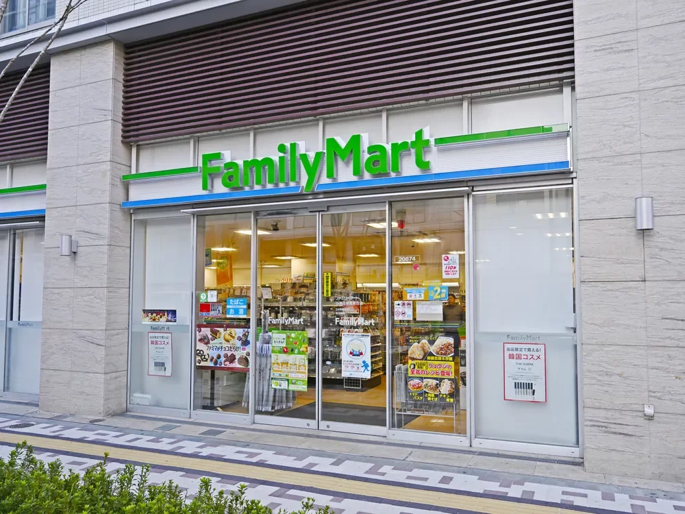 ファミリーマート 小浦目黒青葉台店