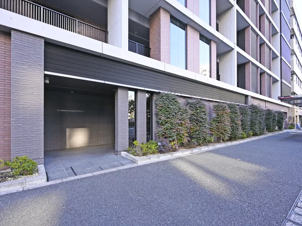 シティハウス中目黒テラス アプローチ