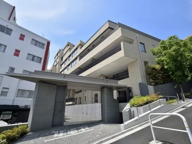 フォレストテラス鳥居坂