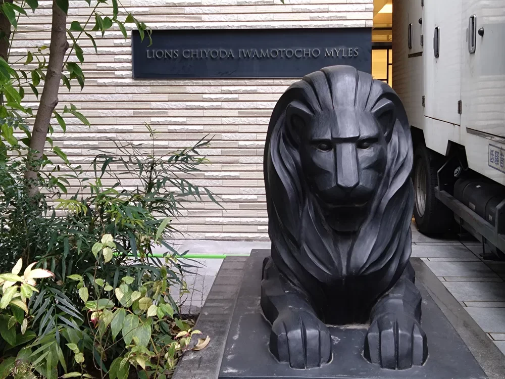 ライオンズ千代田岩本町ミレス レリーフ