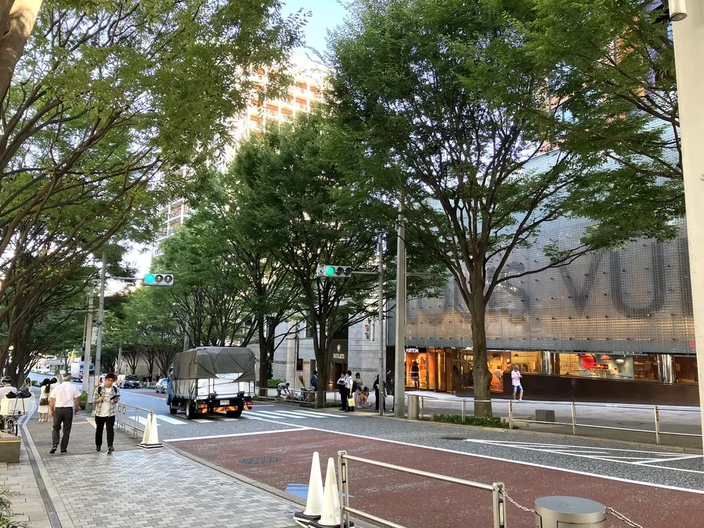 六本木けやき坂通り