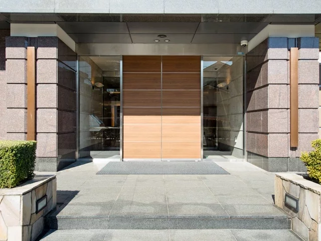 グランスイート白金マークス　エントランス