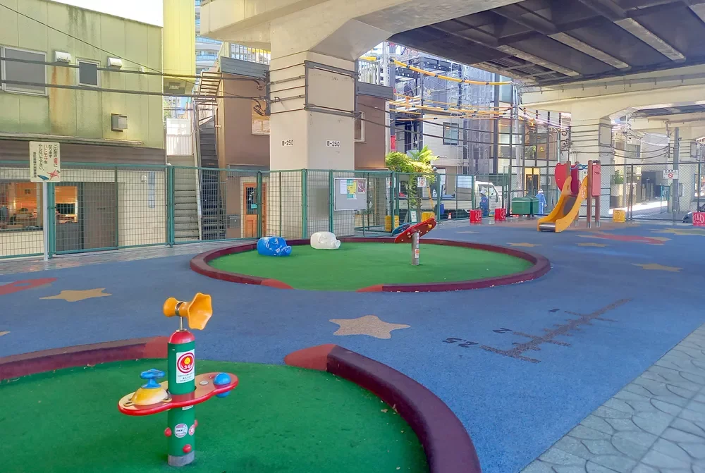 奥三光児童遊園