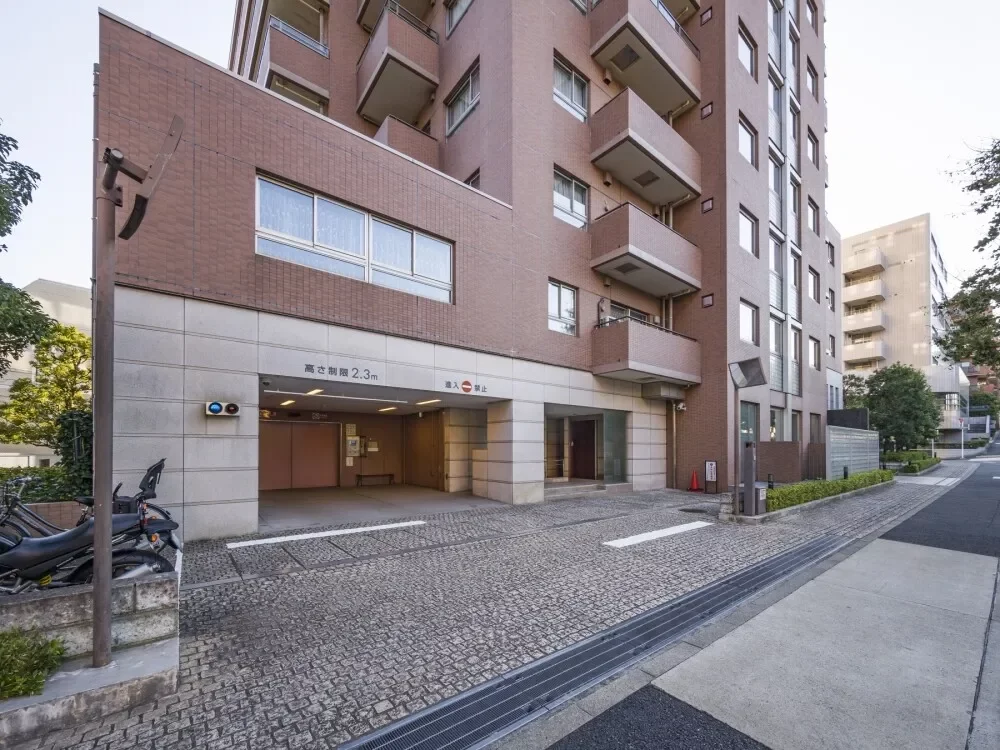 ジェントルエア神宮前 アプローチ