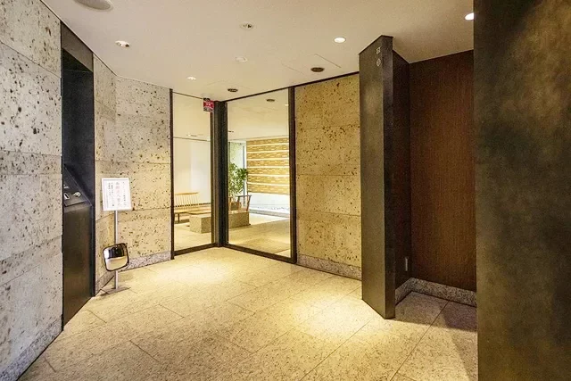 プラウド松濤一丁目 エントランス