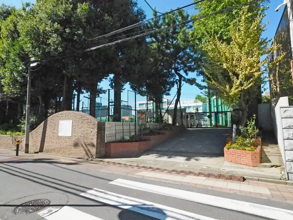 渋谷区立松濤中学校