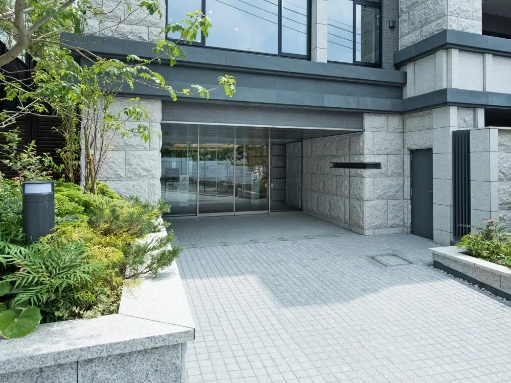 グランドヒルズ目黒一丁目 エントランス