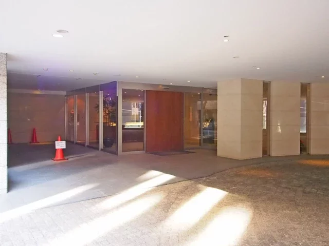 シエルトーレ三番町 エントランス