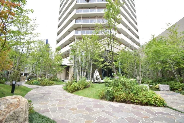 グランドメゾン上町台レジデンスタワー 庭