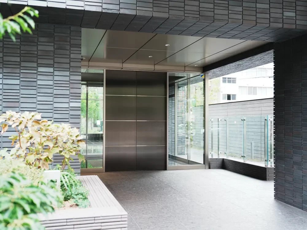 ピアッツァタワー上本町イースト　エントランス