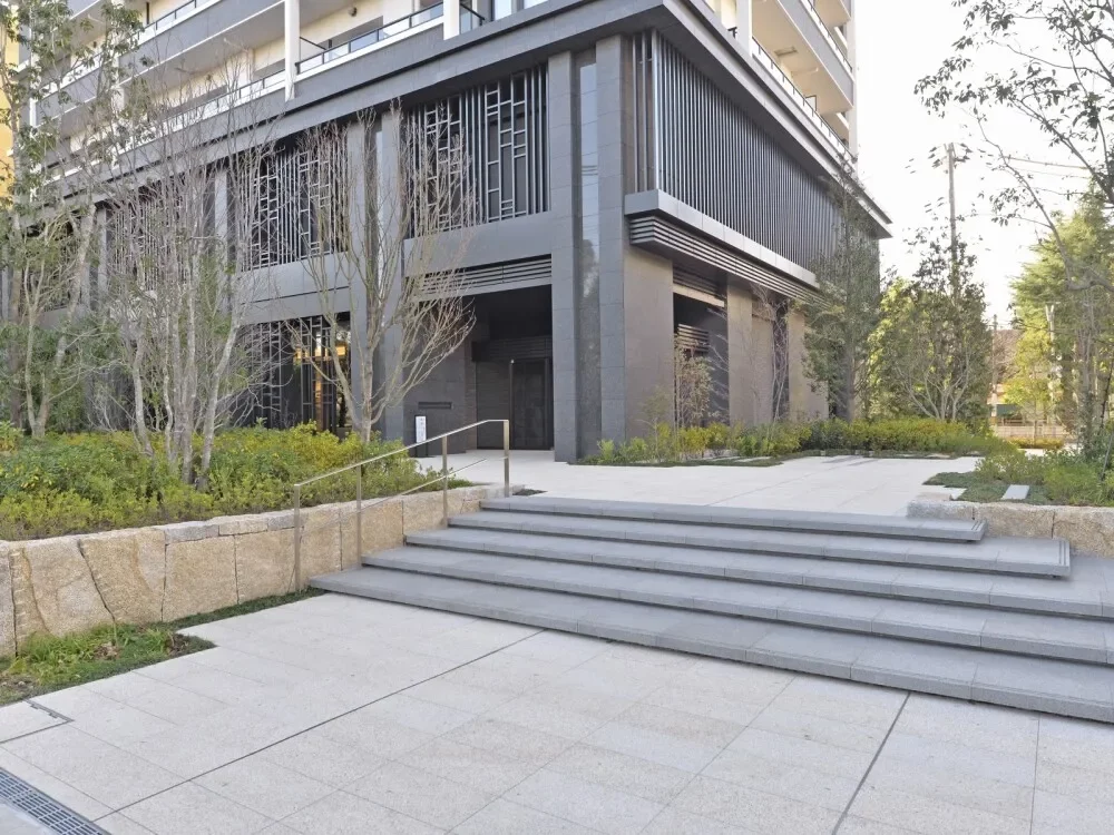 シエリア大阪上町台パークタワー エントランス