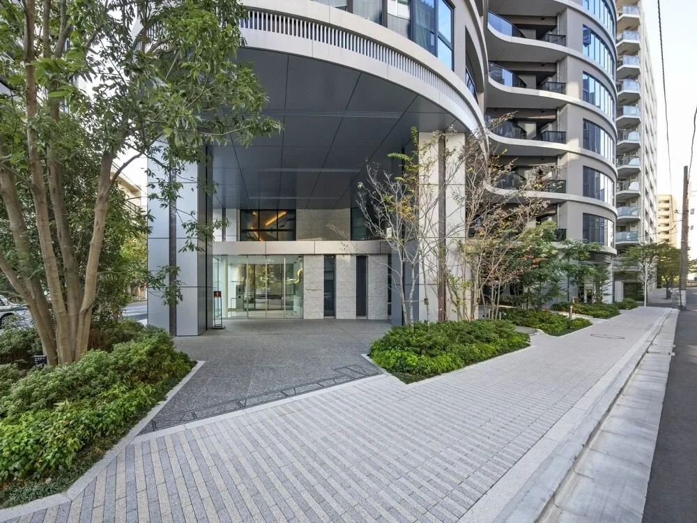 プレミスト東銀座築地アークコート アプローチ