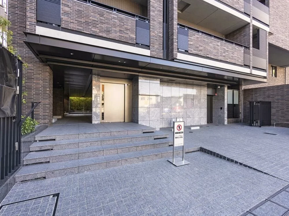 クレヴィア渋谷富ヶ谷 エントランス