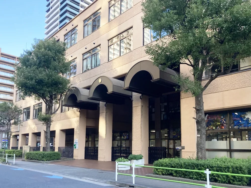 港区立港南中学校