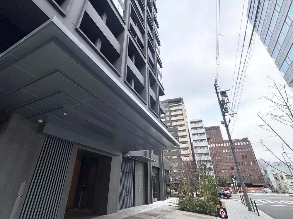 ザ・ファインタワー大手前 車寄せ