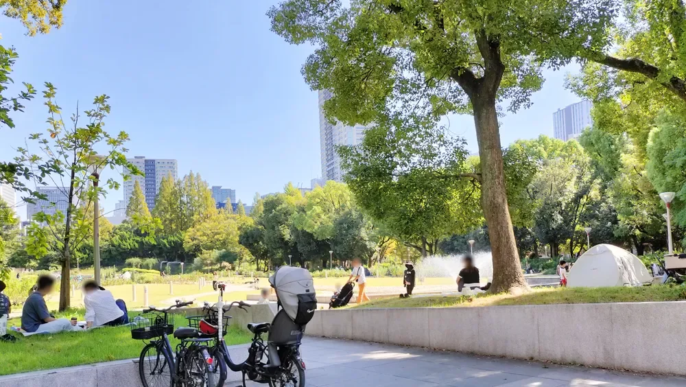 靭公園　バラ園