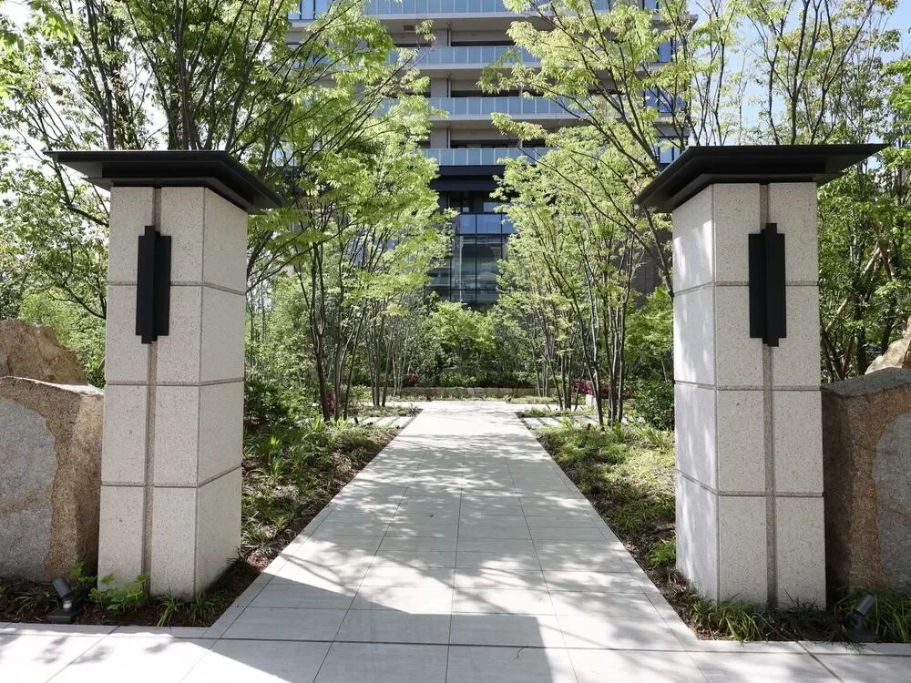 グランドメゾン上町一丁目タワー アプローチ