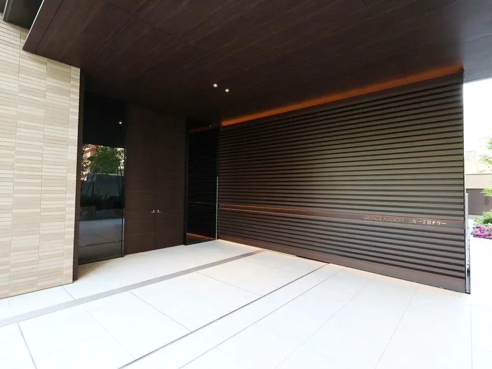 グランドメゾン上町一丁目タワー エントランス
