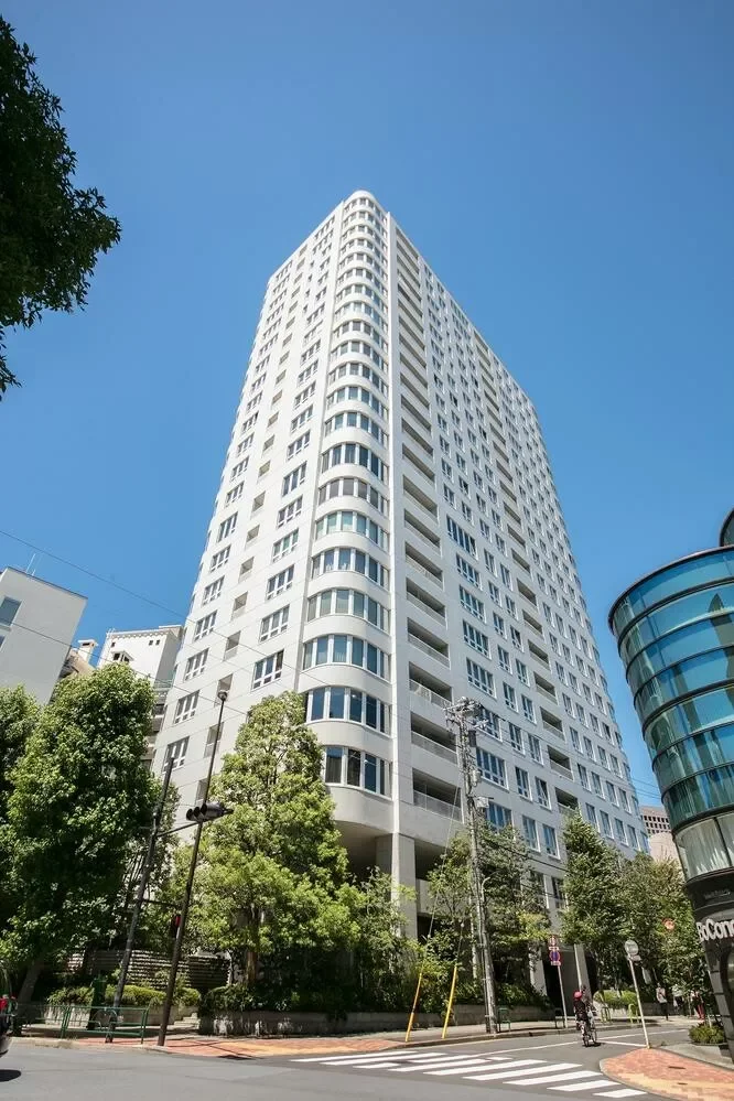 青山ザ・タワー