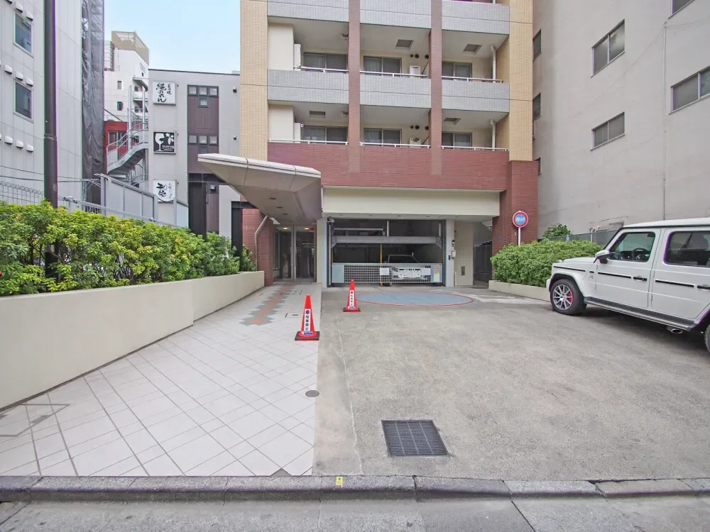 クオリア恵比寿ウエスト アプローチ