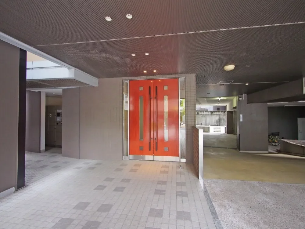 クオリア恵比寿イーストエントランス