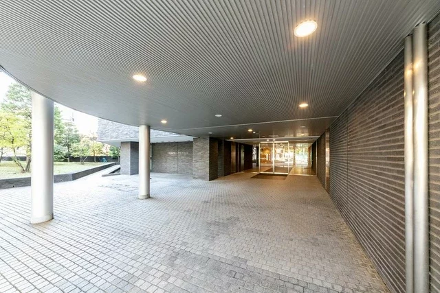 神楽坂アインスタワー エントランス