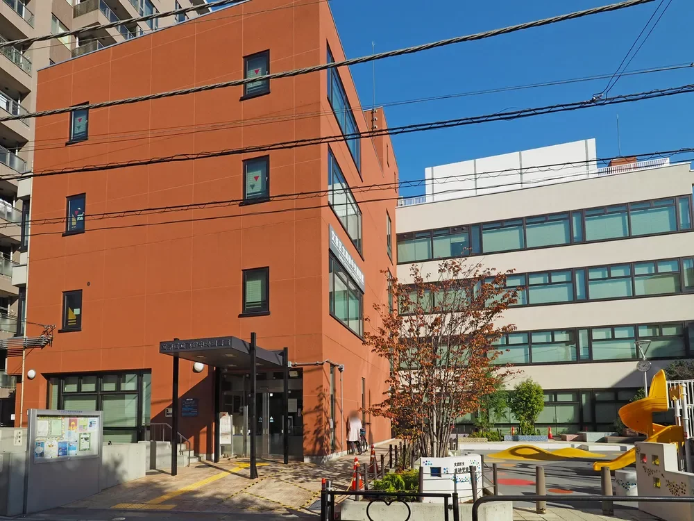 文京区立真砂中央図書館