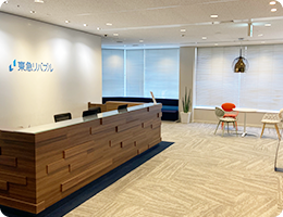 首都圏を中心に40店舗による地域密着型営業