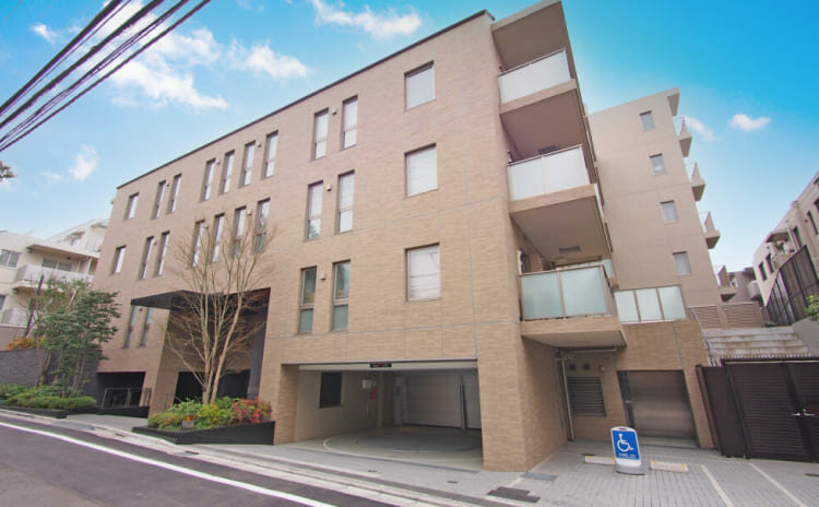 ブランズ牛込神楽坂