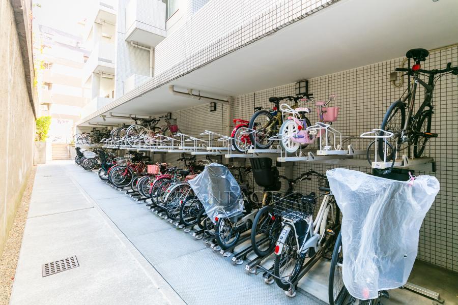 Bicycle parking space