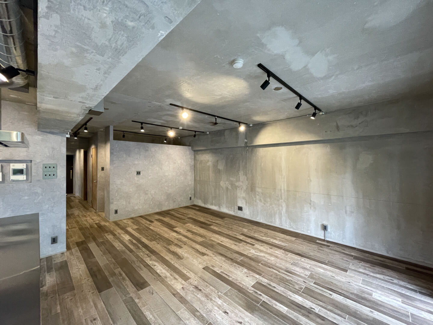 コンクリートをインテリアにしたクールなお住まい